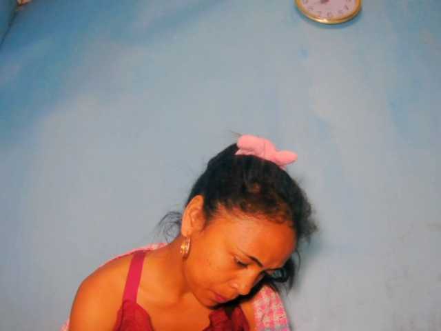 prettygirls11 live cam on BongaCams