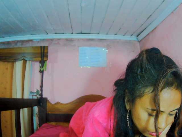 prettygirls11 live cam on BongaCams