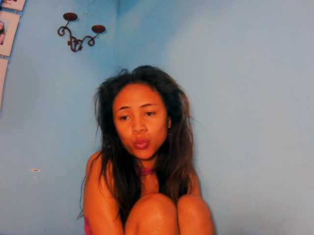 prettygirls11 live cam on BongaCams