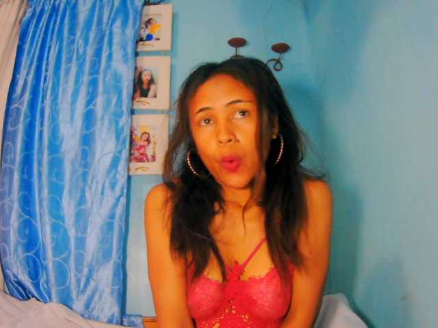 prettygirls11 live webcam show