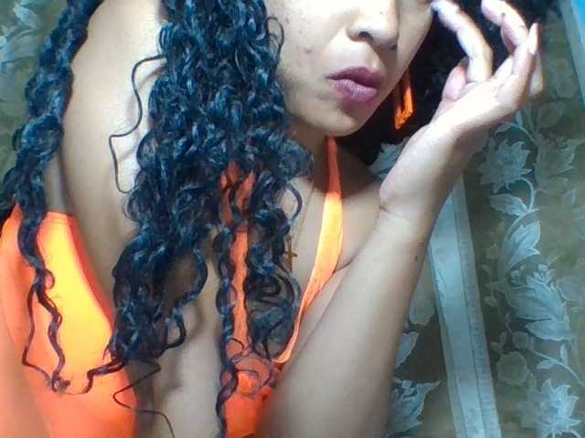 prettygirls11 live cam on BongaCams