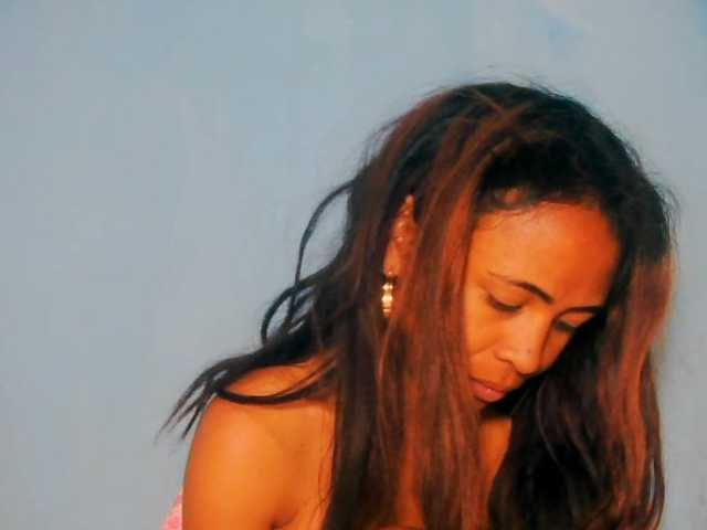 prettygirls11 live cam on BongaCams