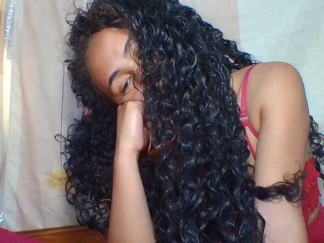 prettygirls11 live cam on BongaCams