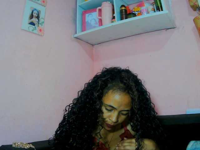 prettygirls11 live cam on BongaCams