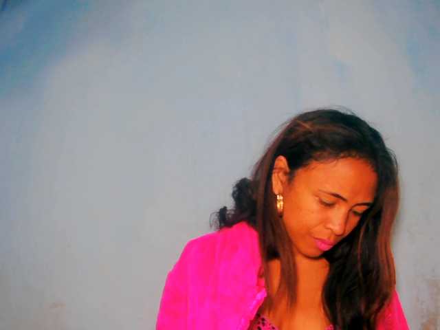 prettygirls11 live cam on BongaCams