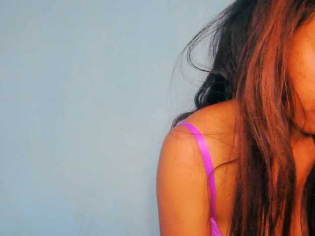 prettygirls11 live cam on BongaCams