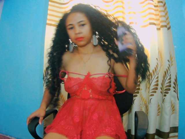 prettygirls11 live cam on BongaCams