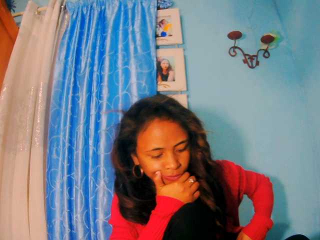 prettygirls11 live cam on BongaCams