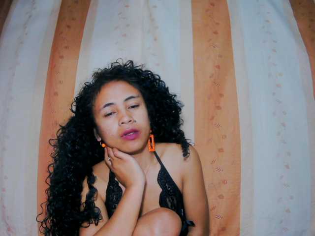 prettygirls11 live cam preview