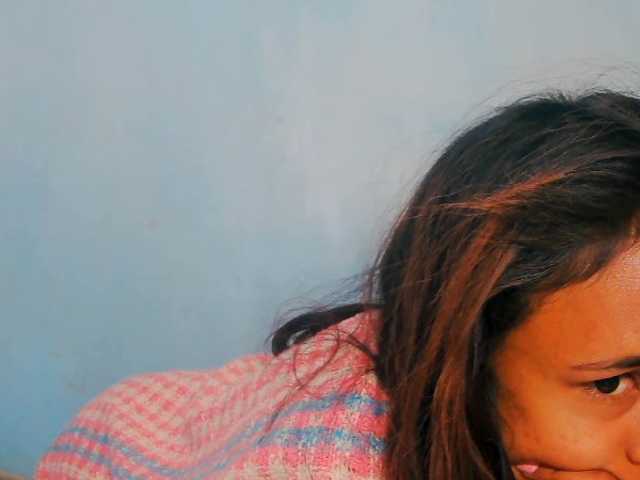 prettygirls11 live cam on BongaCams
