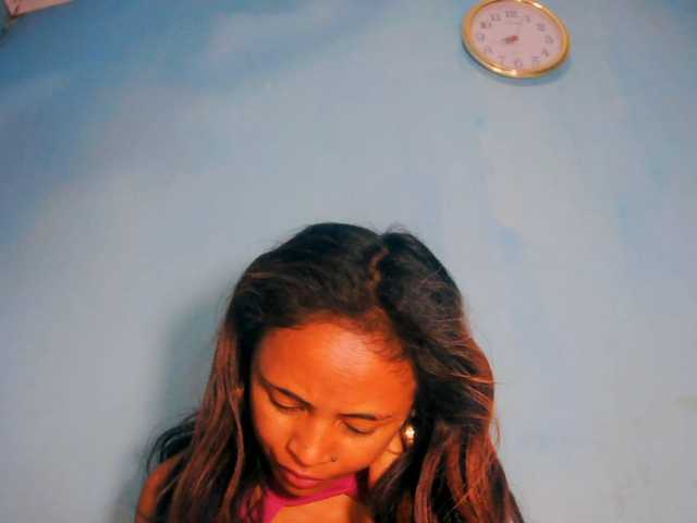prettygirls11 live cam on BongaCams