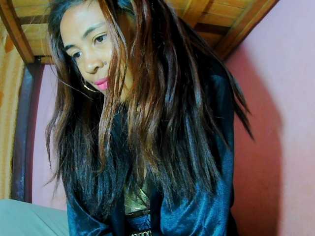 prettygirls11 live cam on BongaCams