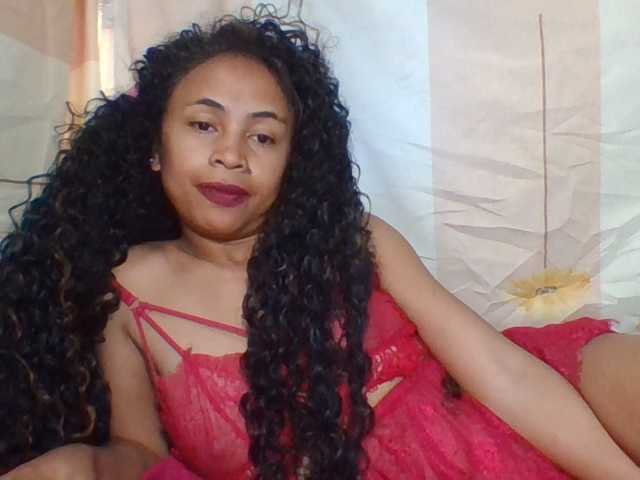 prettygirls11 live cam on BongaCams