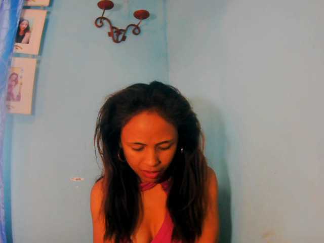prettygirls11 live cam on BongaCams