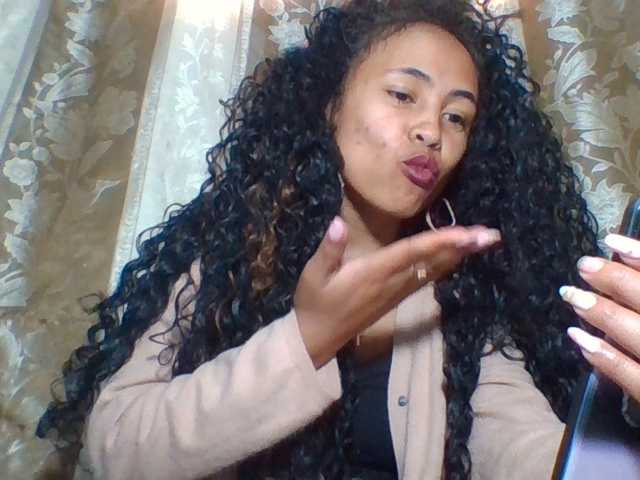 prettygirls11, en vivo ahora en BongaCams