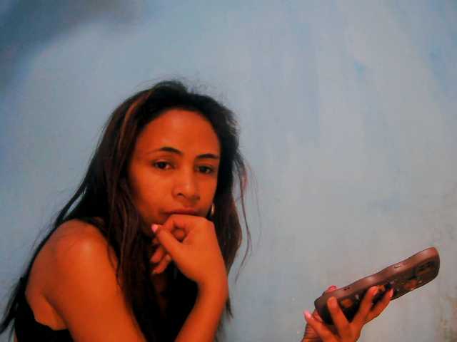 prettygirls11 live cam on BongaCams
