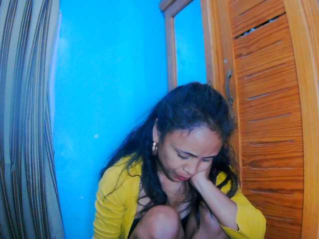 prettygirls11 live cam on BongaCams