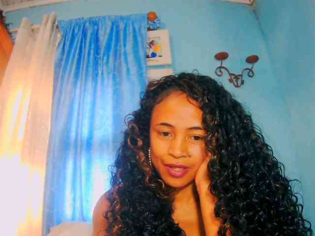 prettygirls11 webcam