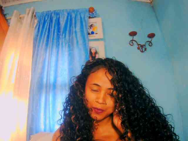 prettygirls11 webcam