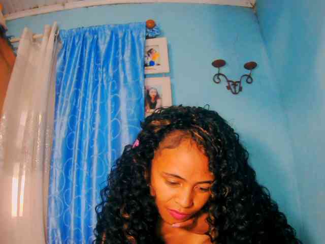 prettygirls11 webcam