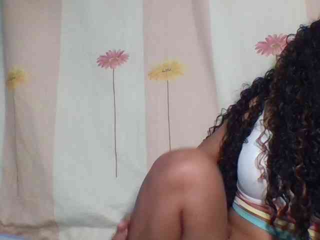 prettygirls11 webcam