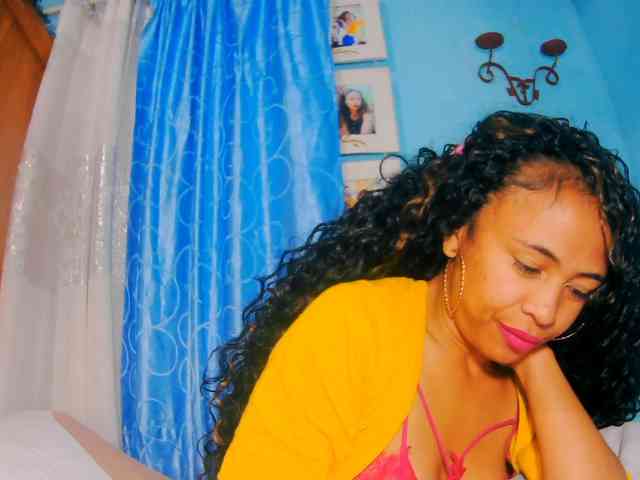 prettygirls11 webcam