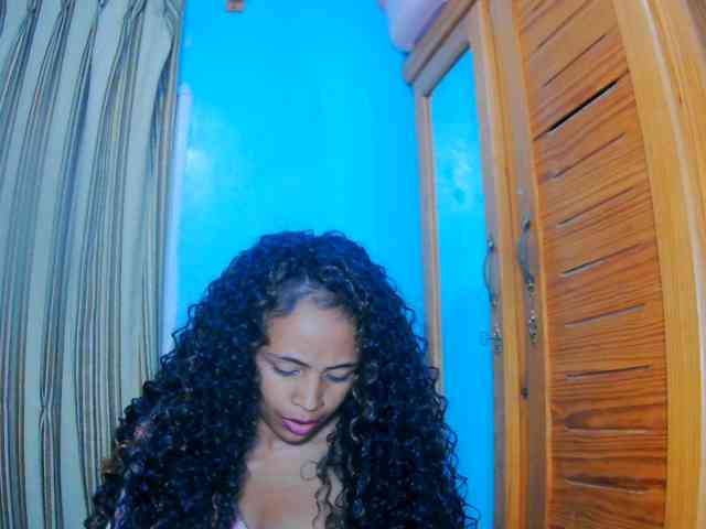 prettygirls11 webcam