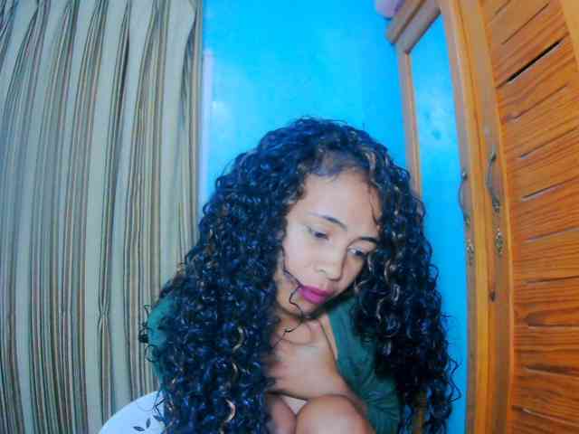Model: prettygirls11