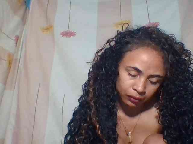 prettygirls11's live room