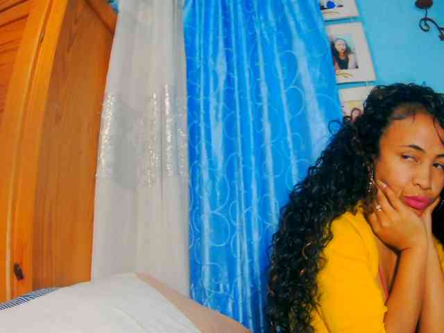 prettygirls11 webcam