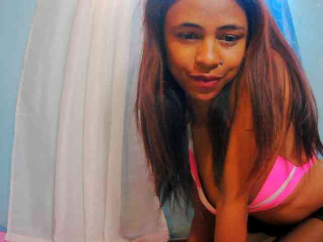 prettygirls11 webcam