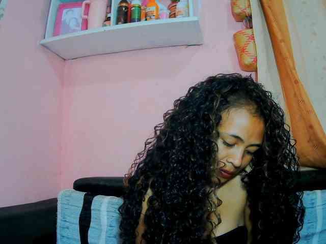 prettygirls11 webcam