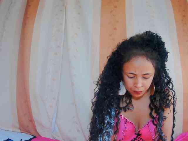 prettygirls11's live room