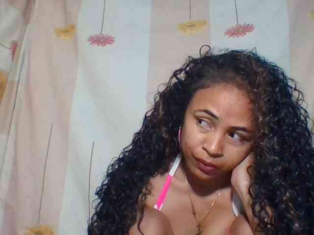 prettygirls11 webcam