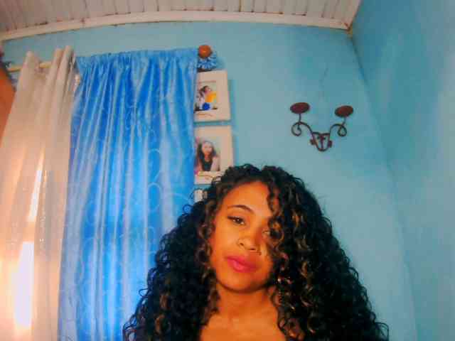 prettygirls11 webcam