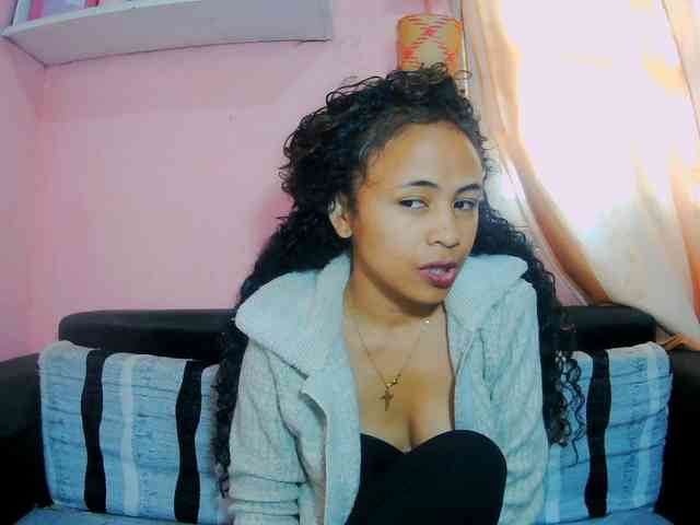 prettygirls11 webcam