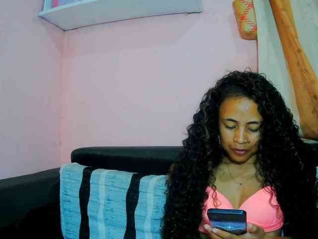 prettygirls11 webcam
