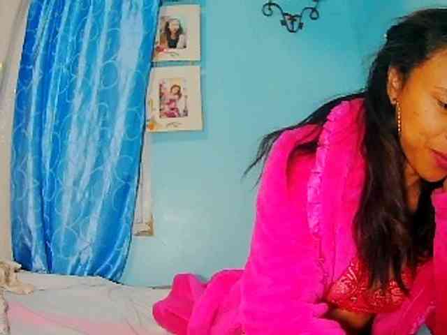 prettygirls11 webcam