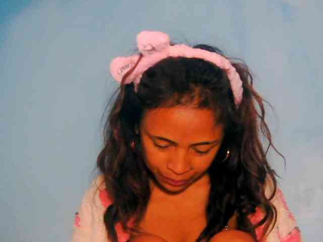 prettygirls11's live room