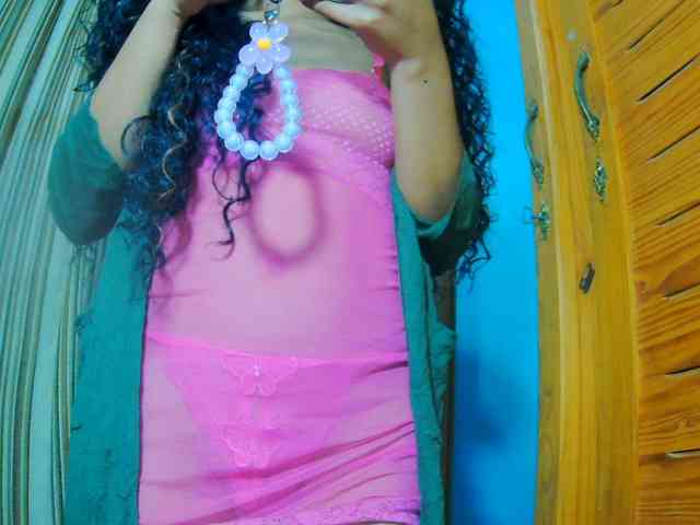 prettygirls11 webcam