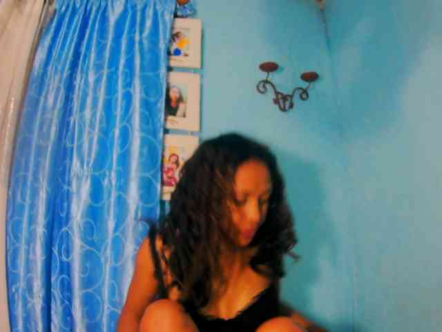 prettygirls11 webcam