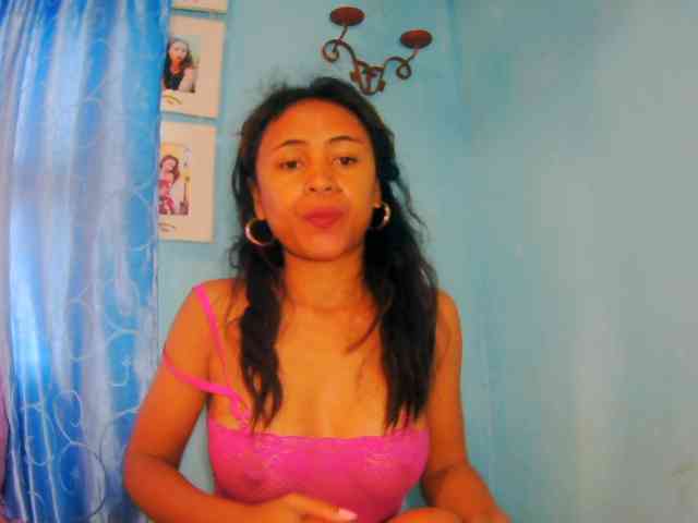 prettygirls11 webcam