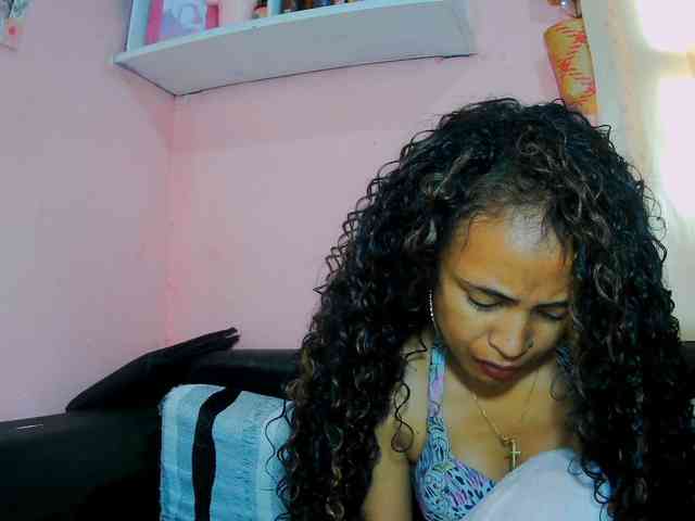 prettygirls11 webcam
