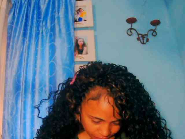 prettygirls11 webcam