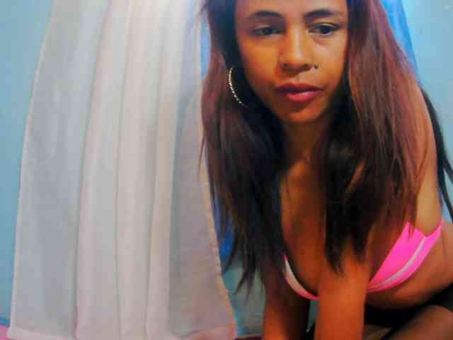 prettygirls11 webcam