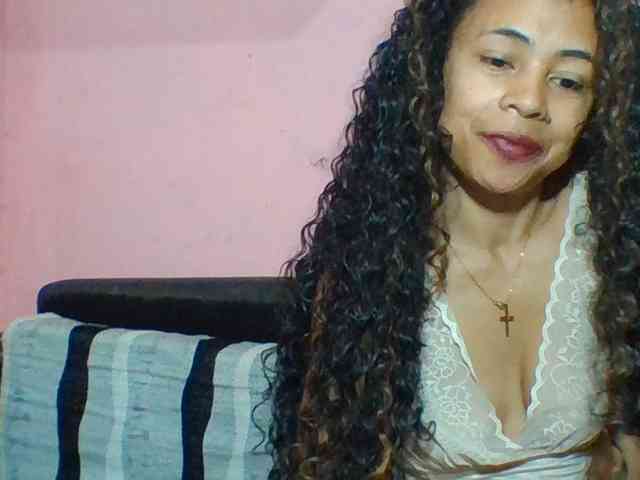 prettygirls11 webcam