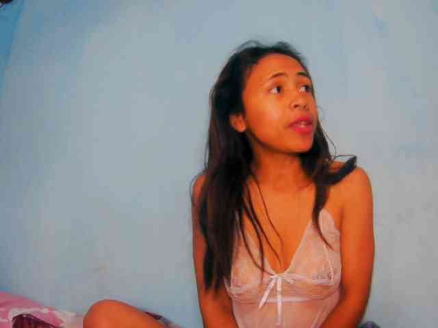 prettygirls11 webcam