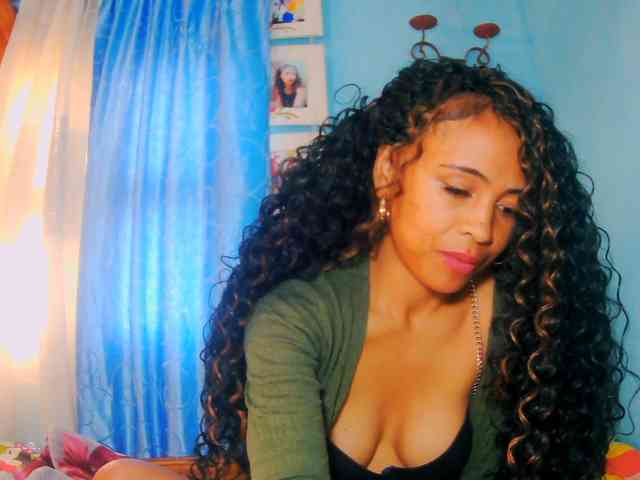 prettygirls11 webcam