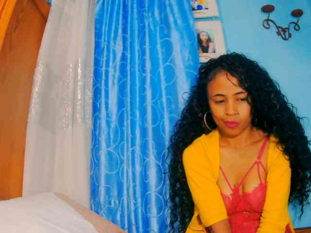 prettygirls11 webcam