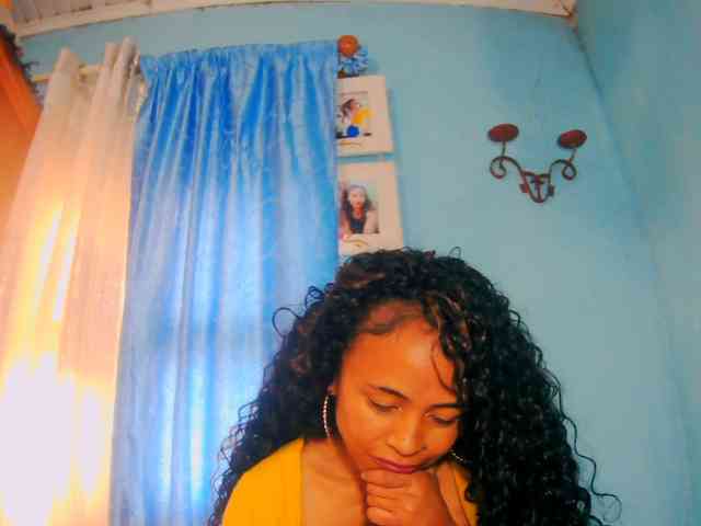 prettygirls11 webcam